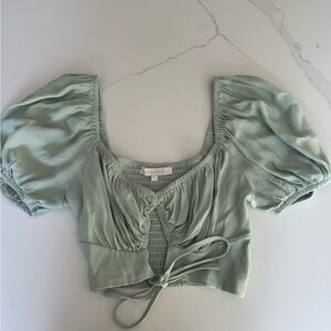Oliviaceous Top
